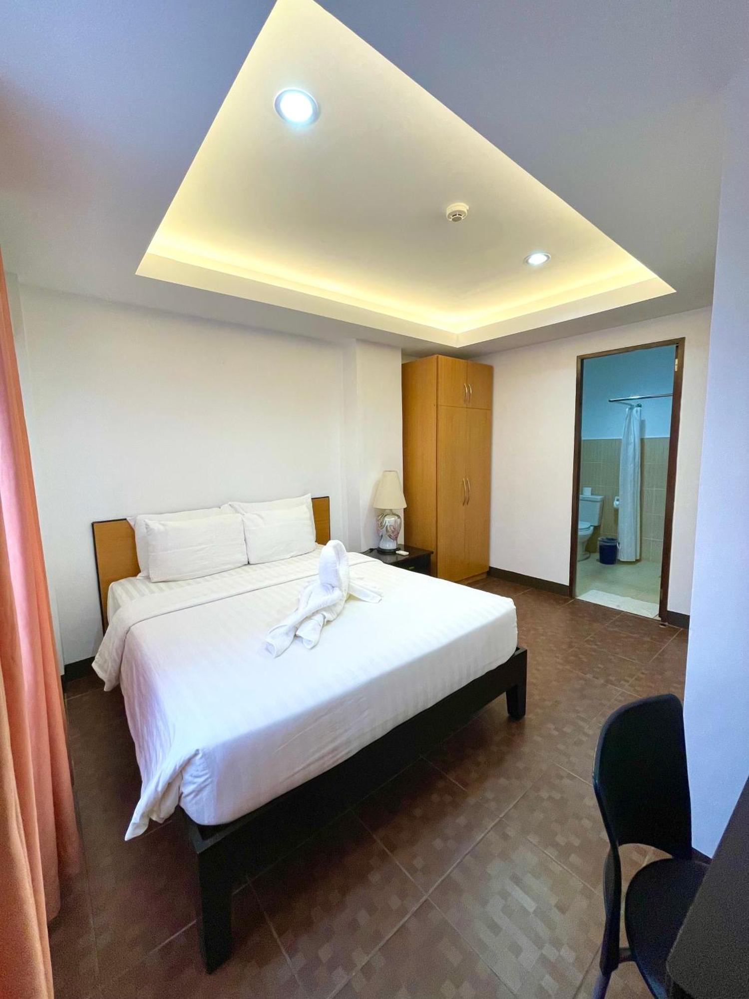 מקטאן Palmbeach Resort & Spa Mactan, Cebu מראה חיצוני תמונה