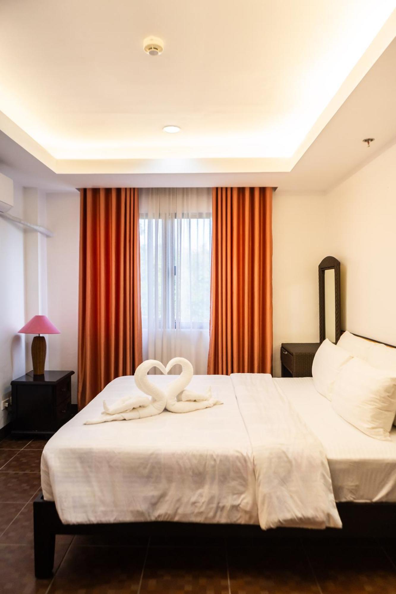 מקטאן Palmbeach Resort & Spa Mactan, Cebu מראה חיצוני תמונה